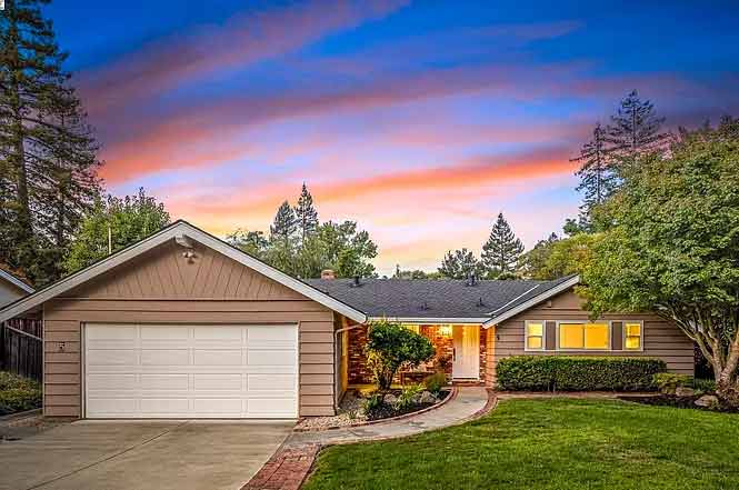5 Eastwood, Orinda